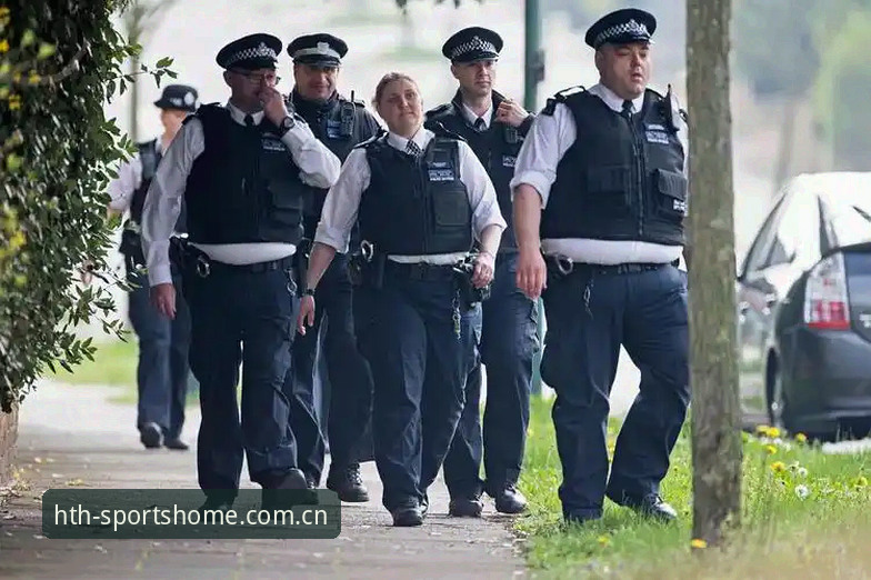 世界杯安保策略深度分析：从英国警员赴美减员看国际赛事警务协作变迁